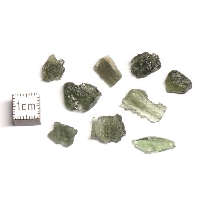 Moldavite - pierre brute moyen n°04