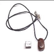 Rhodonite du Brésil avec cordon - pendentif pierre roulé (Lot de 10 pièces) 