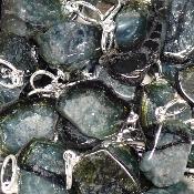 Tourmaline Verte - Pendentif pierre brute (Lot de 10 pièces) 