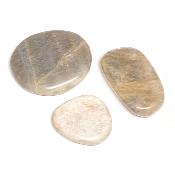 Pierre de Lune beige - pierre plate de Madagascar