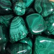 Malachite - pierre roulée Petite taille (Lot de 250 grammes)