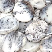 Agate Dendritique - pierre plate de Madagascar