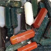 Jaspe Héliotrope - Pointe biterminée (Lot de 20 pièces) 