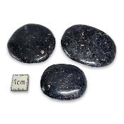 Nüümite - mini pierre plate 