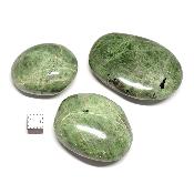 Diopside - galet (Lot de 24 pièces ENVIRON)  