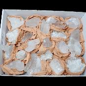 Cristal de roche - Amas miniature n° 2638 (Lot de 19 pièces)