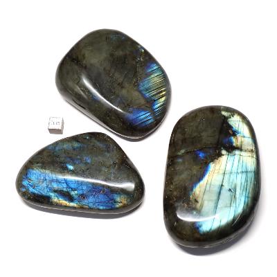Labradorite - galet grande taille par 2 Kg (Lot de 6 pièces ENVIRON)  